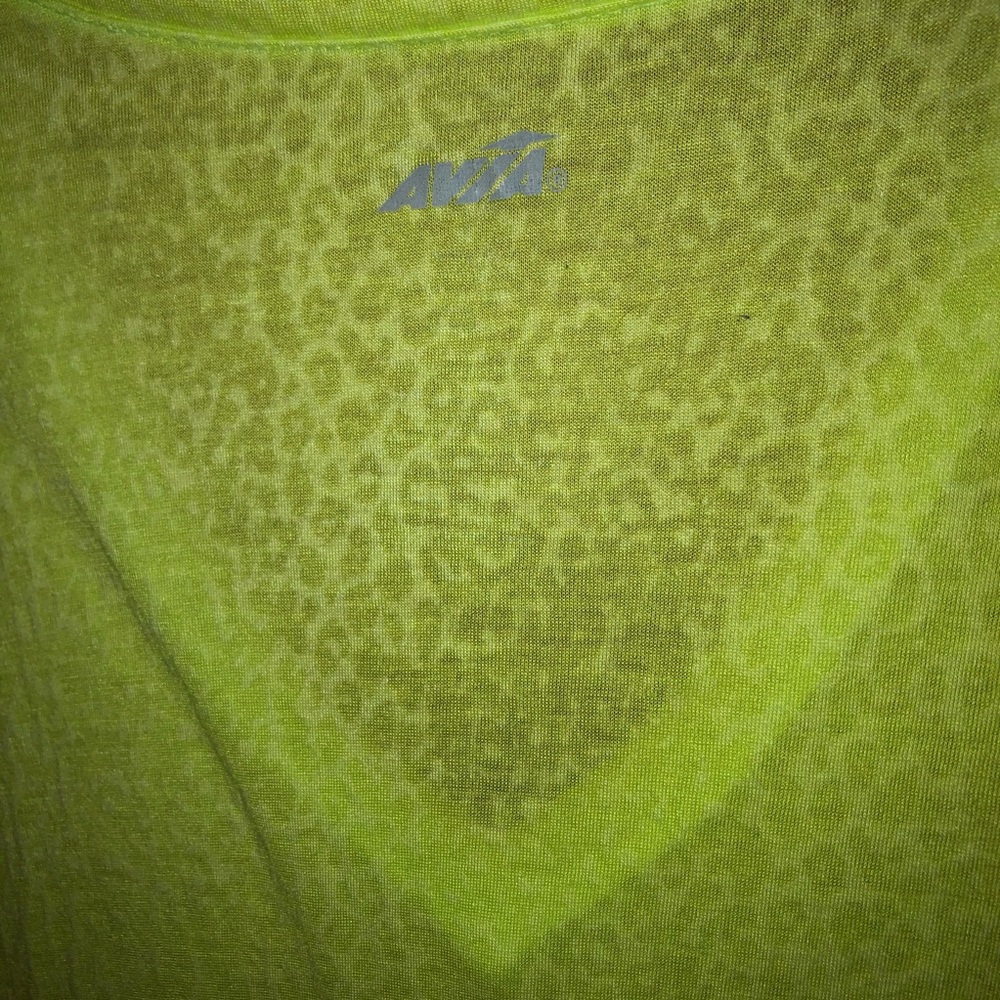 Workout tee - Picture 2 of 3